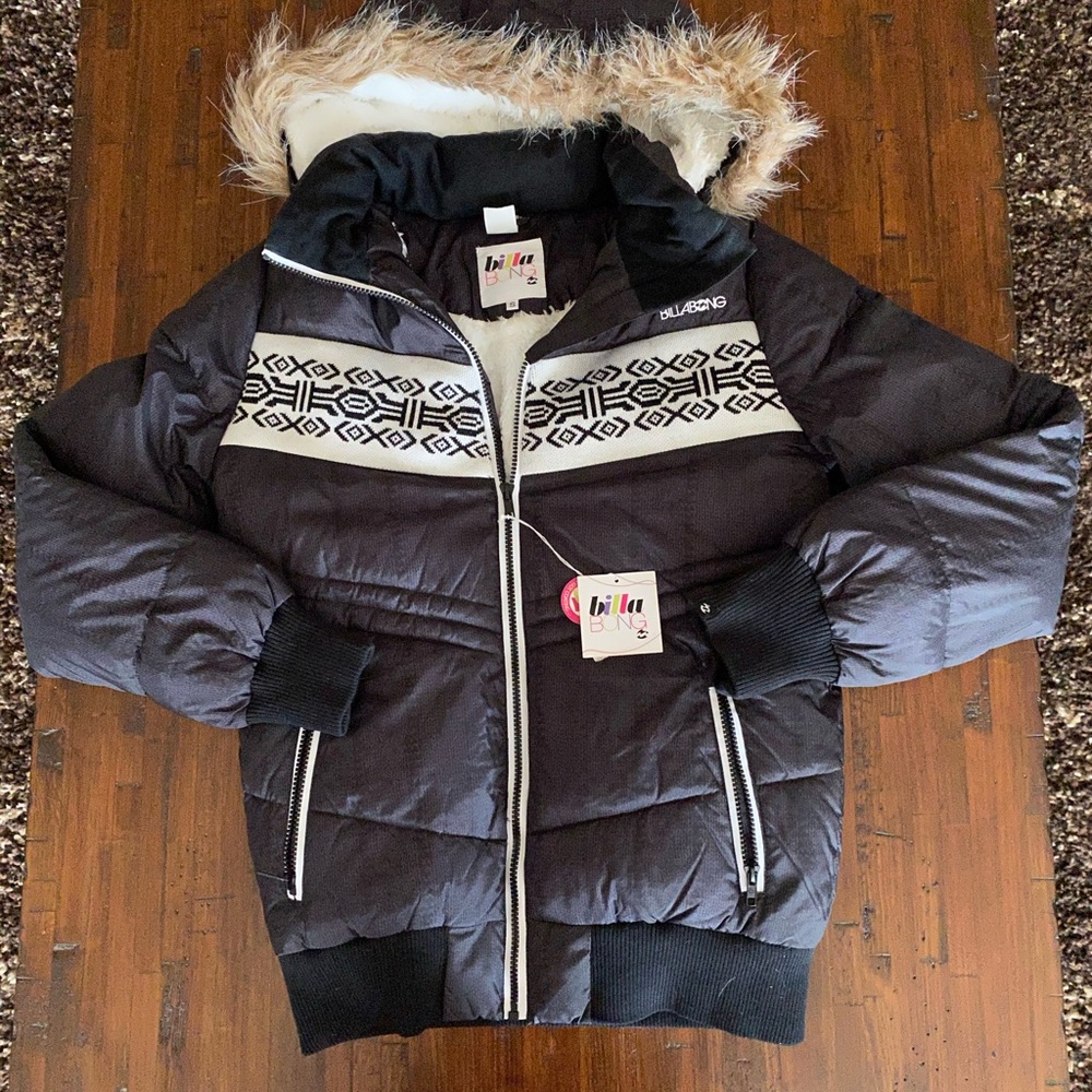 NWT Billabong Ski Jacket